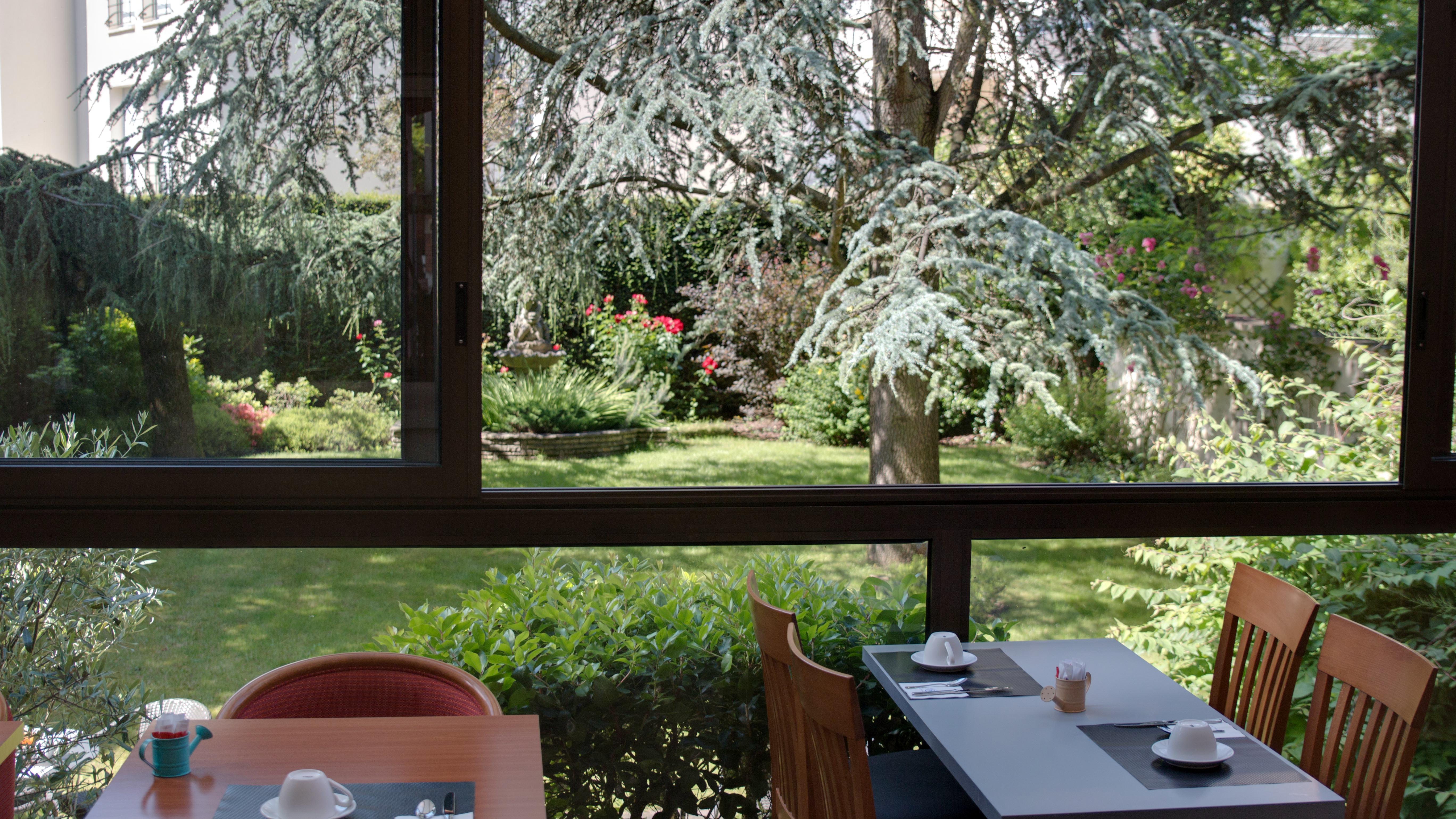 Hotel Des Cedres Orleans Ngoại thất bức ảnh