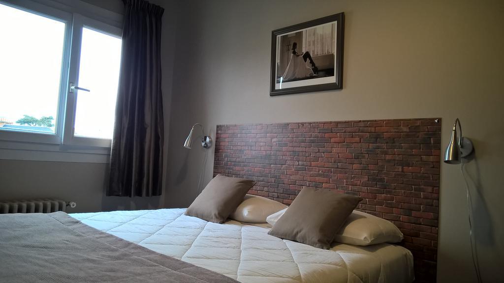 Hotel Des Cedres Orleans Ngoại thất bức ảnh